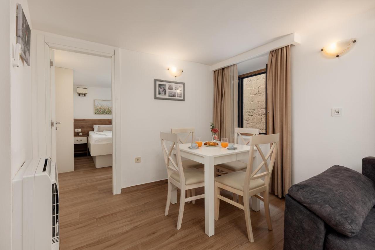 Apartment Amigo Old Town Kotor Extérieur photo